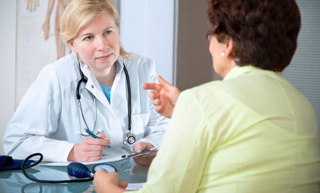 The cardiologist informs the patient about the risk factors for high blood pressure